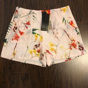 CocoBella shorts floral polyester women’s size 30